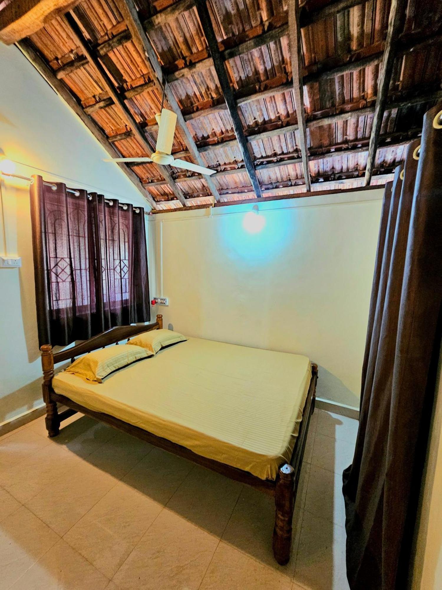 The Beachwalk Stay - Your Pathway To The Beach Gokarna  Exterior photo